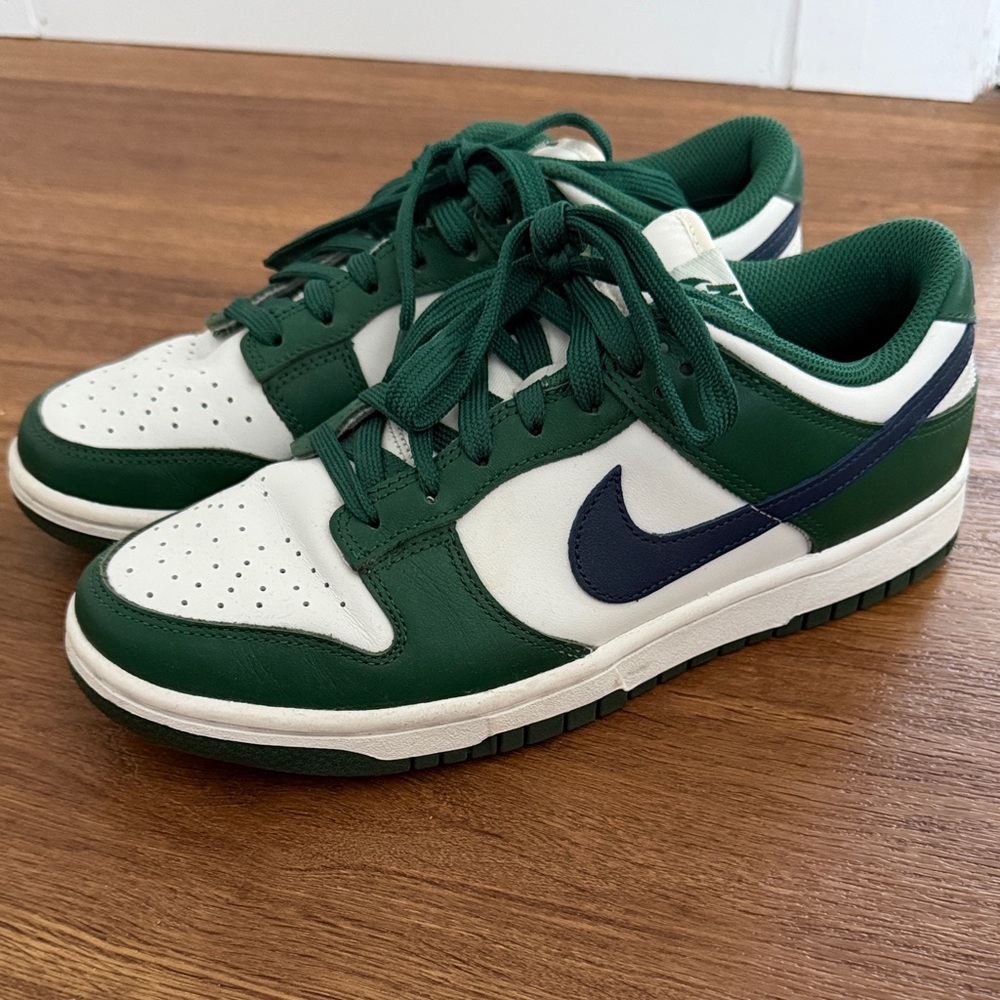 Nike Dunk Low Forest Green with Blue Swoosh- like new, size women’s 8